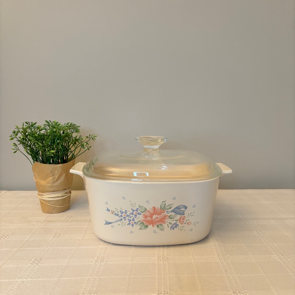 Vintage Corning Ware Casserole Dish with Clear Lid 3 Liter Symphony Style